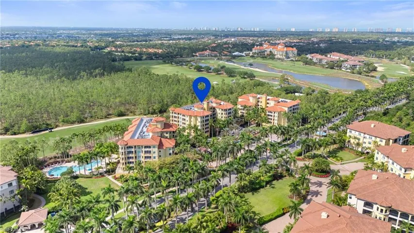 2738  Tiburon E BLVD, Naples, FL 34109