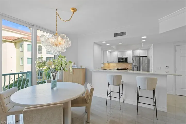2738  Tiburon E BLVD, Naples, FL 34109
