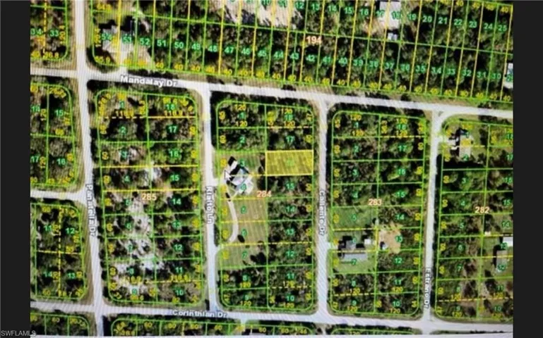 Aerial map of property and surrounding area with property boundaries highlighted