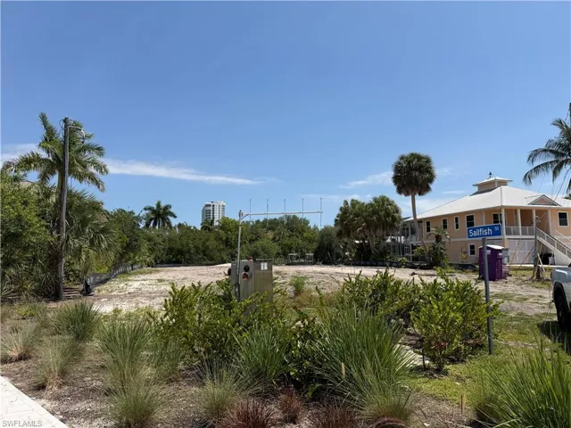 4754 Spring Creek Dr, Bonita Springs, Florida 34134
