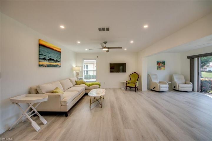 5585  Buring  CT, Fort Myers, FL 33919