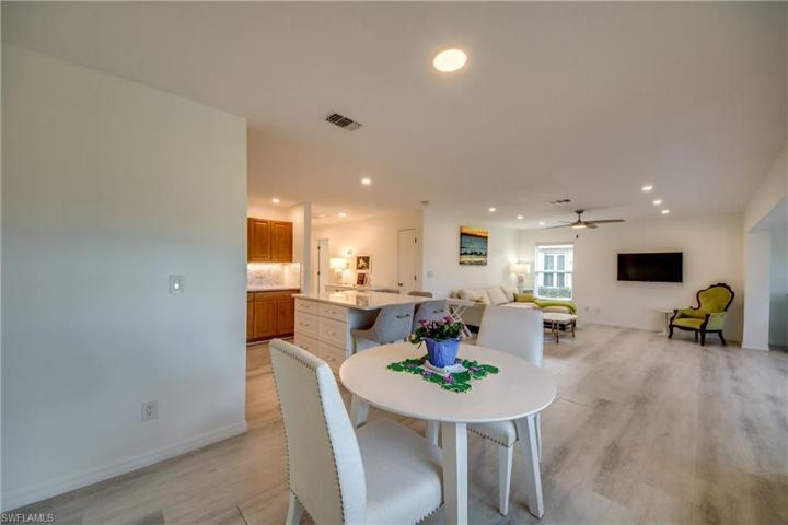 5585  Buring  CT, Fort Myers, FL 33919