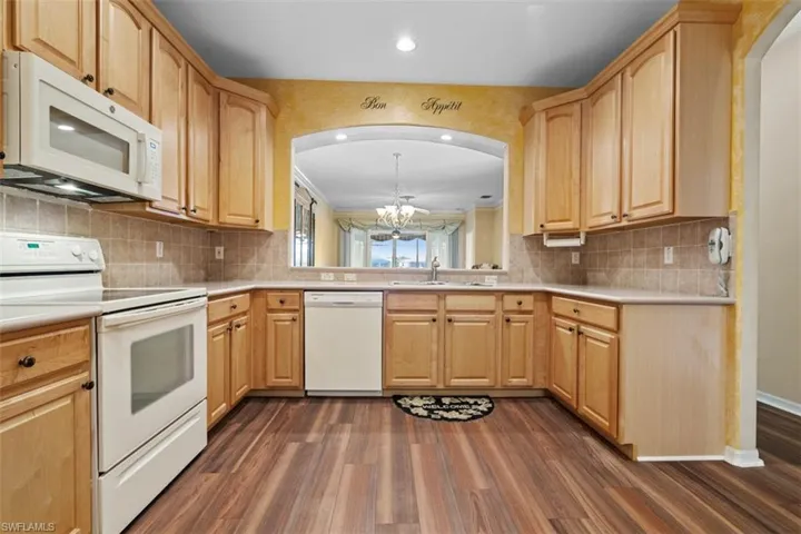 8940  Cranes Nest  CT, Fort Myers, FL 33908