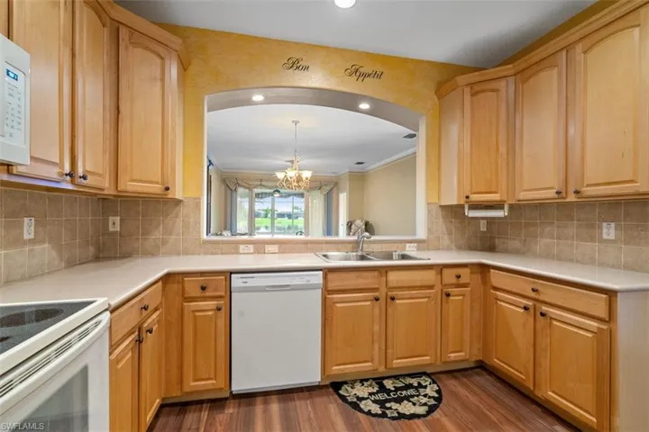 8940  Cranes Nest  CT, Fort Myers, FL 33908