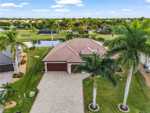 11781 Lady Anne Cir, Cape Coral, Florida 33991