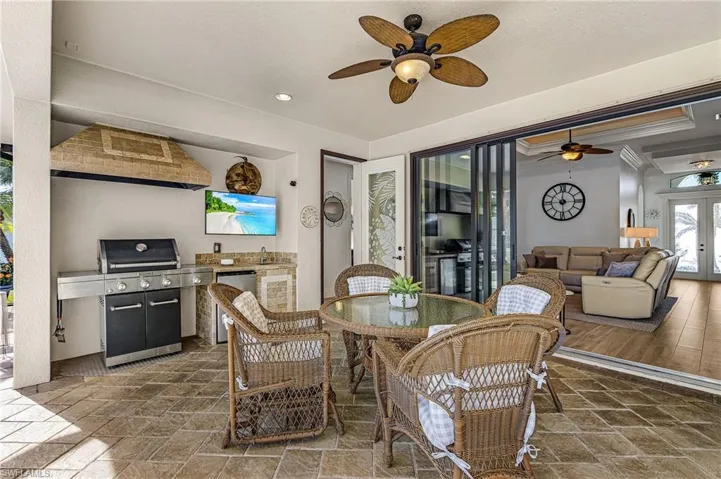 11781 Lady Anne Cir, Cape Coral, Florida 33991