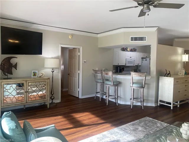 295 Waterside Cir 1-102, Marco Island, Florida 34145