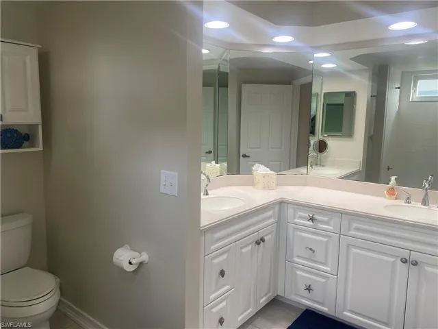 295 Waterside Cir 1-102, Marco Island, Florida 34145