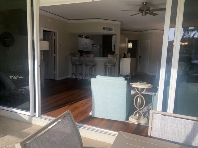 295 Waterside Cir 1-102, Marco Island, Florida 34145