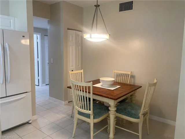 295 Waterside Cir 1-102, Marco Island, Florida 34145