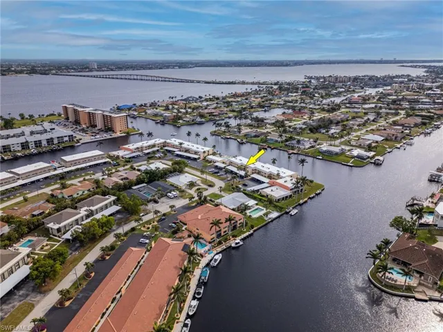 Aerial view of complex with direct Gulf Access.