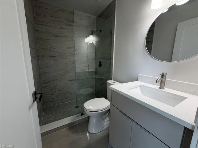 1411 Van Loon Ln, Cape Coral, Florida 33909