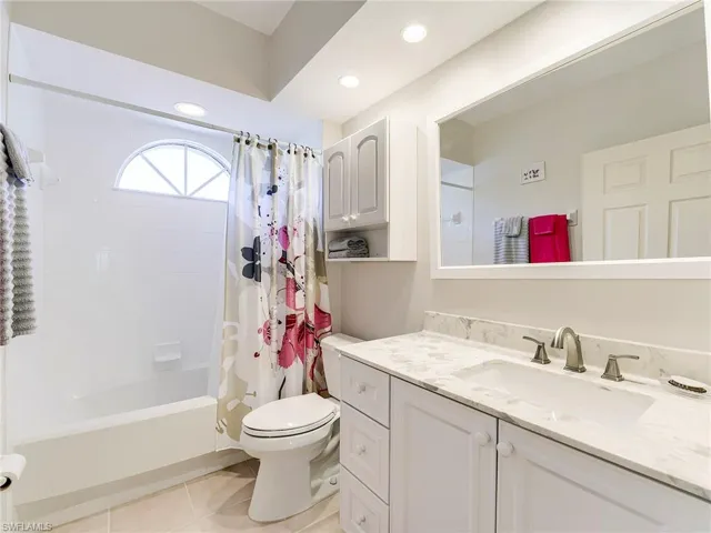 Natural light even in the guest bathroom!