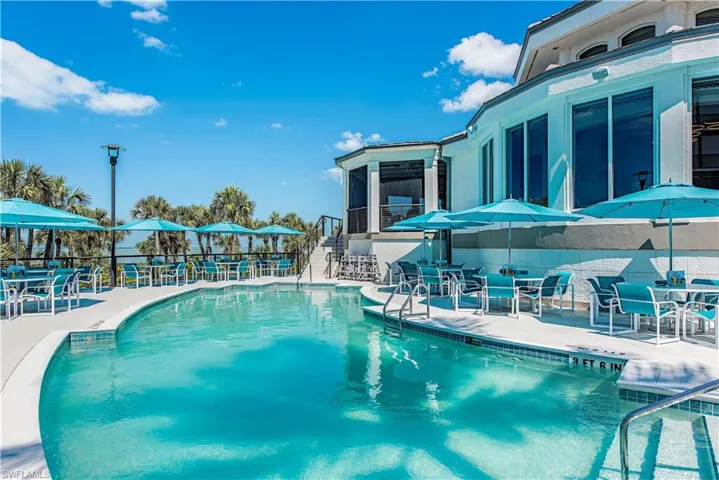 8171 Bay Colony Dr 202, Naples, Florida 34108