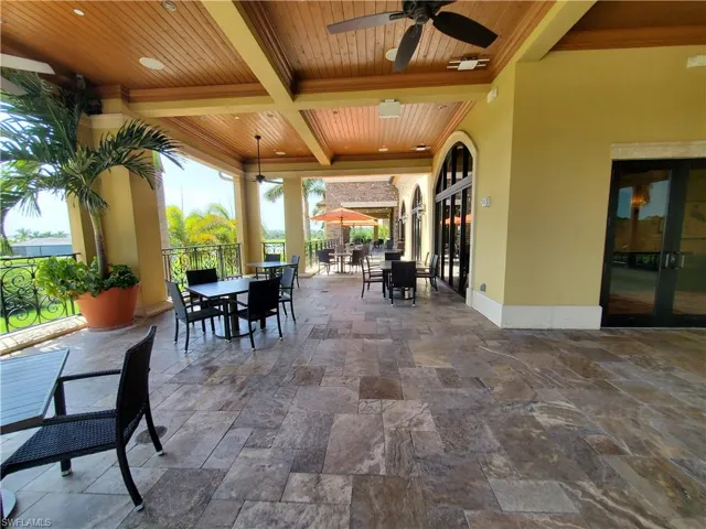 9521 Avellino Way 2415, Naples, Florida 34113