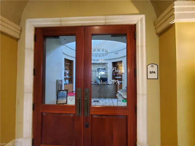 9521 Avellino Way 2415, Naples, Florida 34113