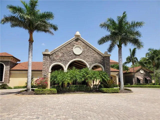 9521 Avellino Way 2415, Naples, Florida 34113
