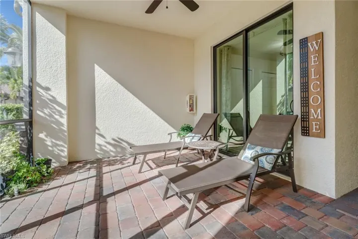 9521 Avellino Way 2415, Naples, Florida 34113