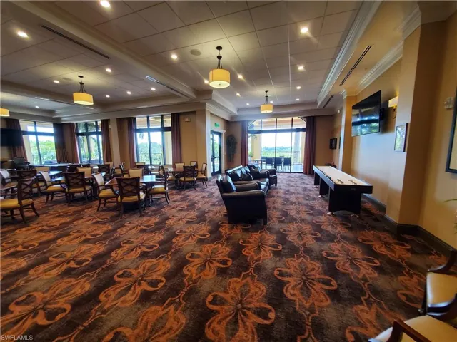 9521 Avellino Way 2415, Naples, Florida 34113