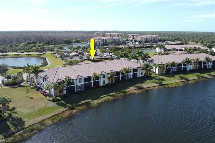 9521 Avellino Way 2415, Naples, Florida 34113