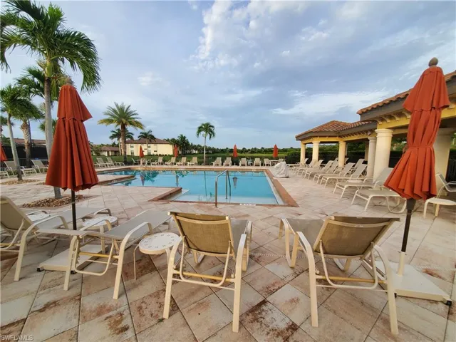9521 Avellino Way 2415, Naples, Florida 34113