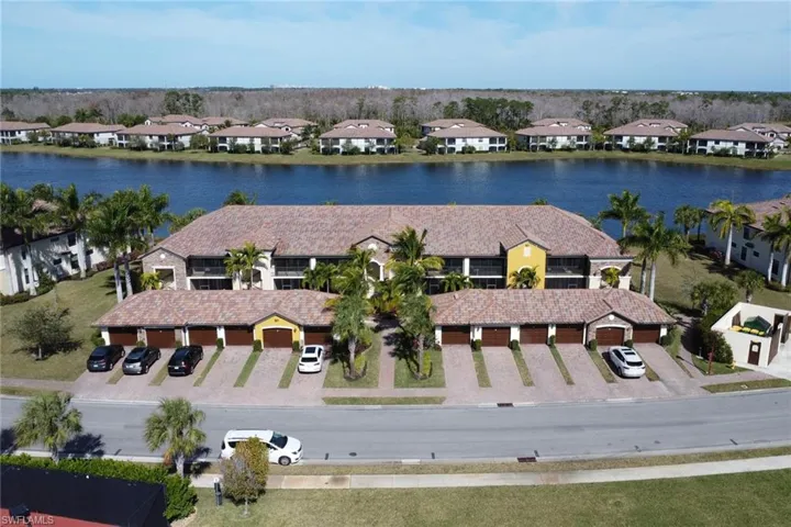 9521 Avellino Way 2415, Naples, Florida 34113