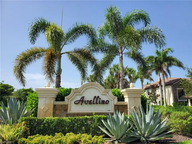 9521 Avellino Way 2415, Naples, Florida 34113