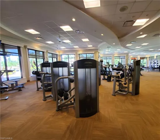 9521 Avellino Way 2415, Naples, Florida 34113