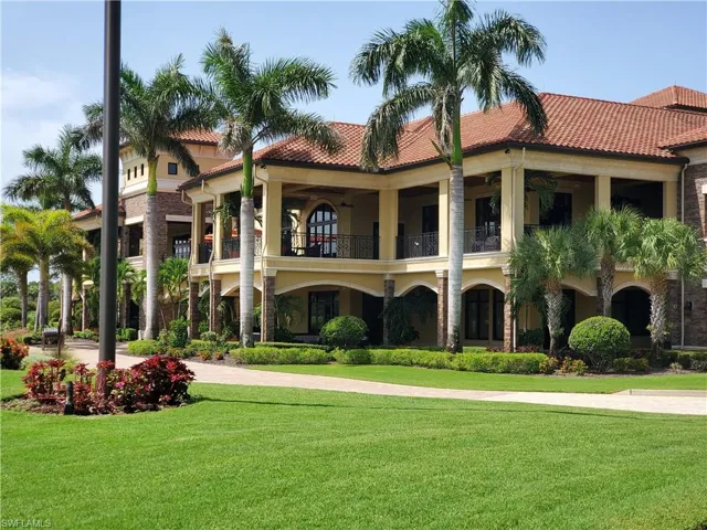 9521 Avellino Way 2415, Naples, Florida 34113