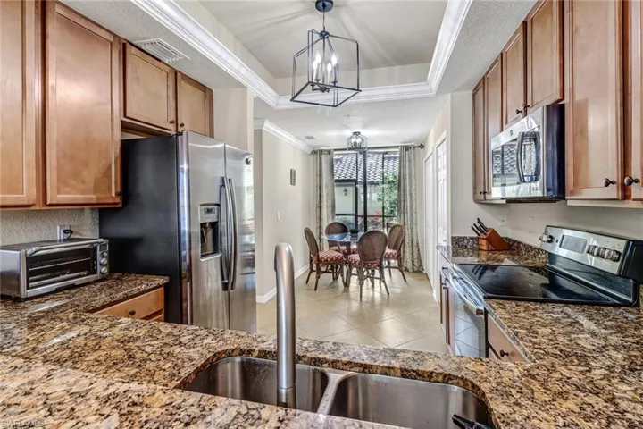 9521 Avellino Way 2415, Naples, Florida 34113