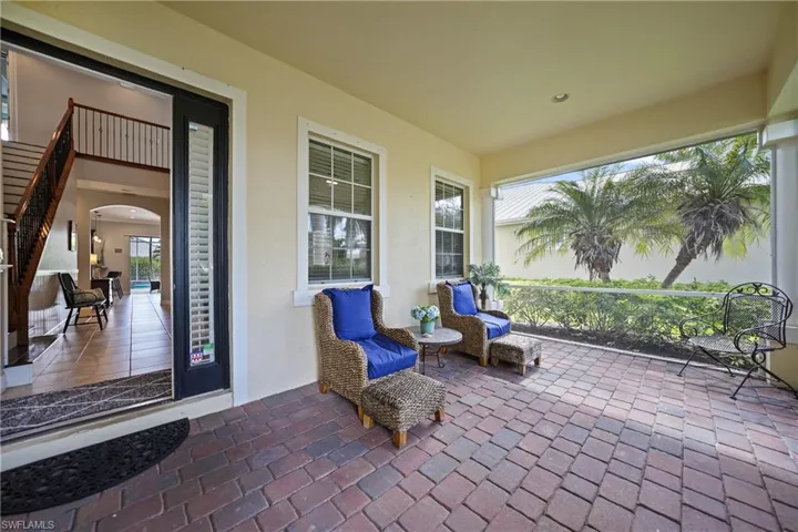 Shady & Relaxing Front Entry
