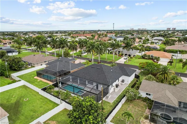 1709 Sw 43rd Ln, Cape Coral, Florida 33914