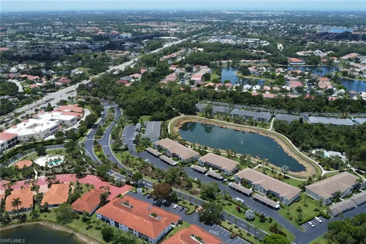 121 Gabriel Cir 1, Naples, Florida 34104