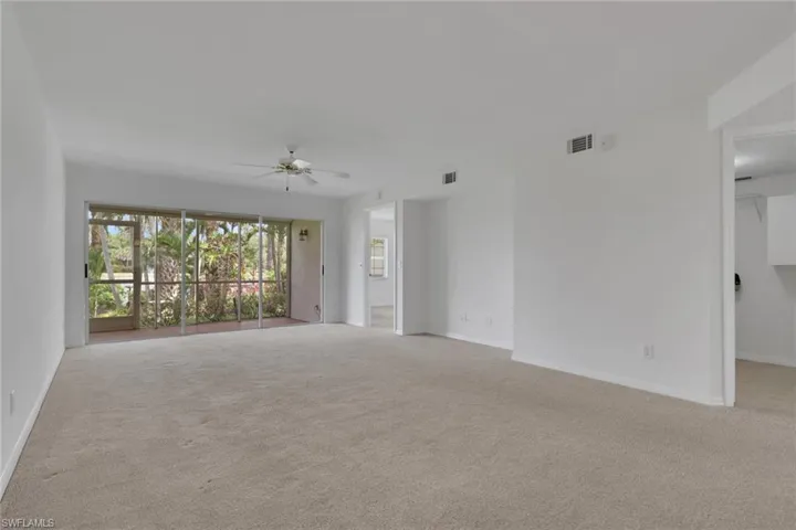 121 Gabriel Cir 1, Naples, Florida 34104