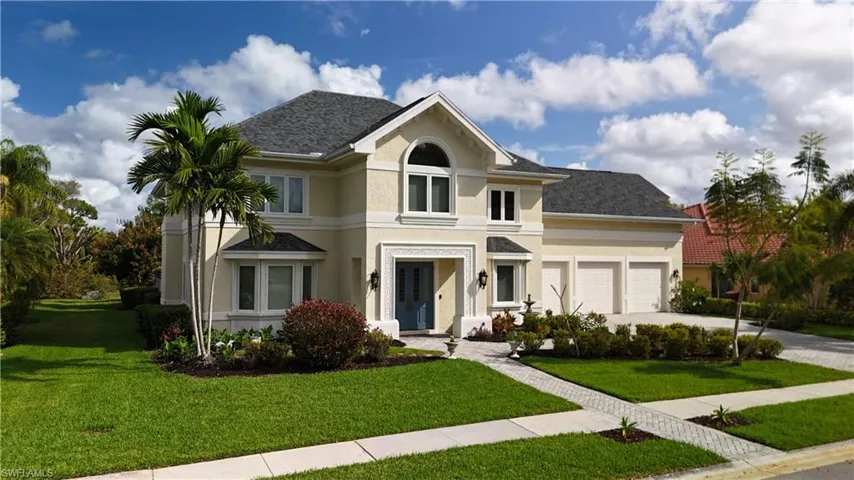 Presenting 26 Carrotwood Ct!