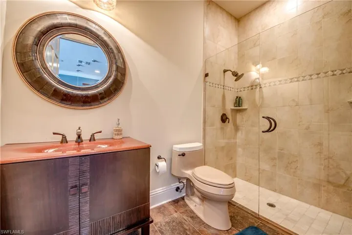 4th Full Bath in Pool House