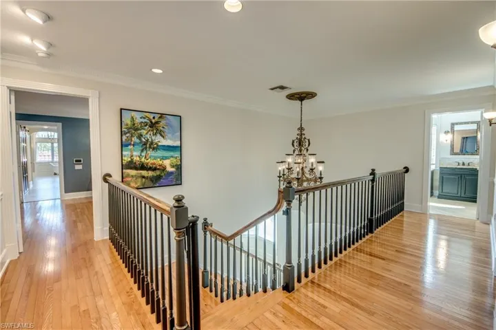 2nd Floor Landing