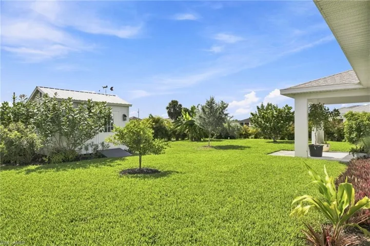 2725 Nw 19th Pl, Cape Coral, Florida 33993