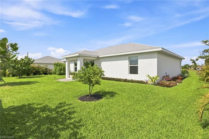 2725 Nw 19th Pl, Cape Coral, Florida 33993