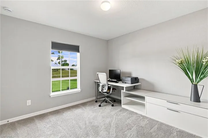 2725 Nw 19th Pl, Cape Coral, Florida 33993