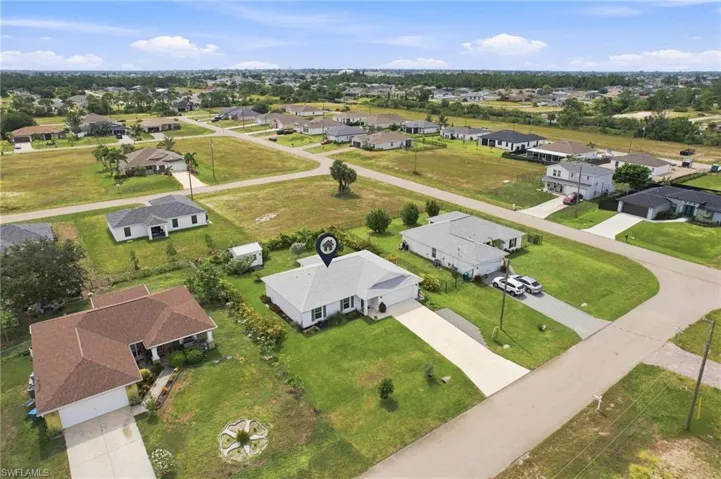 2725 Nw 19th Pl, Cape Coral, Florida 33993