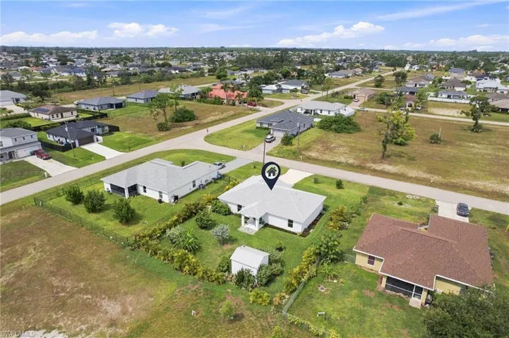 2725 Nw 19th Pl, Cape Coral, Florida 33993
