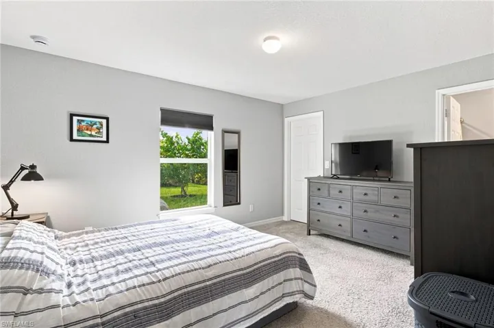 2725 Nw 19th Pl, Cape Coral, Florida 33993
