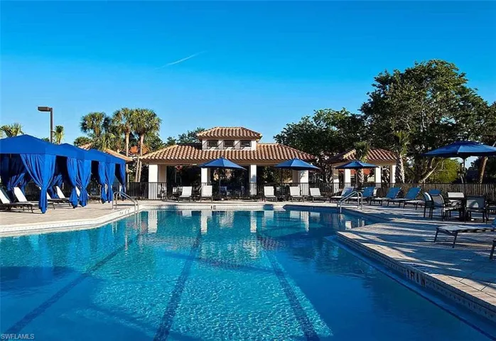 8058 Vera Cruz Way, Naples, Florida 34109