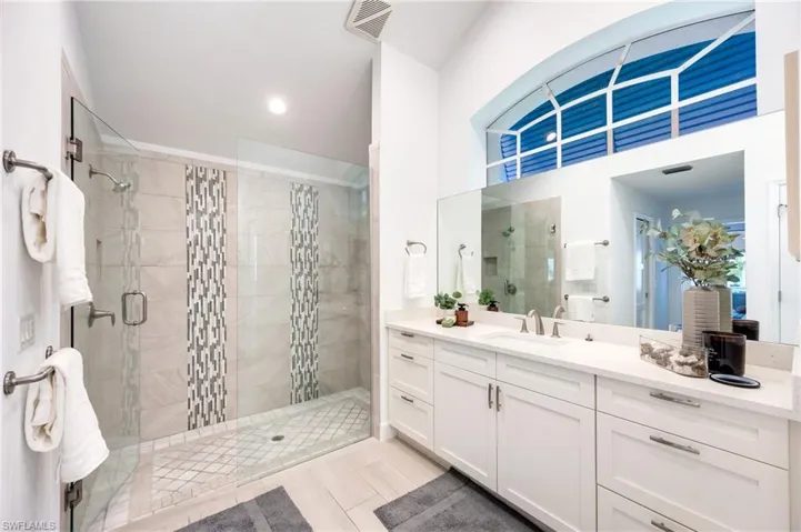 8058 Vera Cruz Way, Naples, Florida 34109