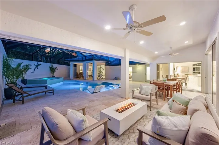 8058 Vera Cruz Way, Naples, Florida 34109