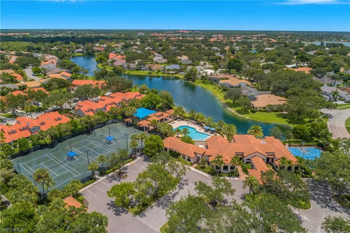 8058 Vera Cruz Way, Naples, Florida 34109