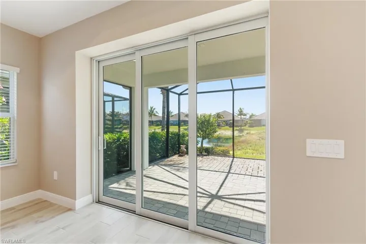 2118  Marquesa  CIR, Naples, FL 34112