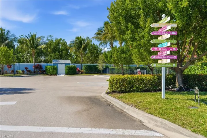 2118  Marquesa  CIR, Naples, FL 34112