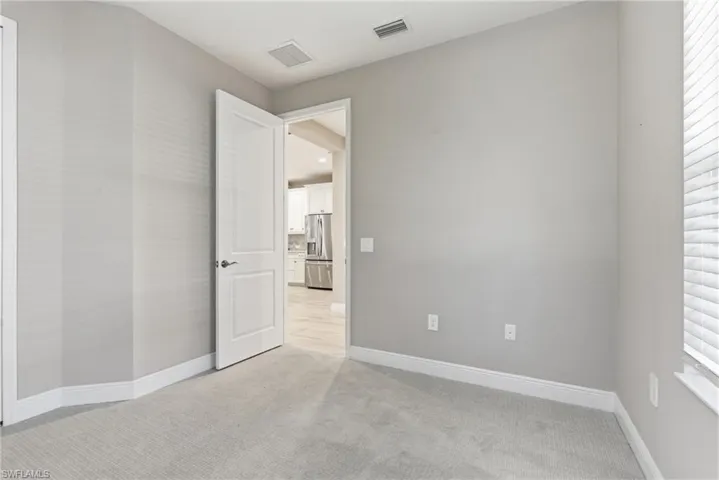 2118  Marquesa  CIR, Naples, FL 34112